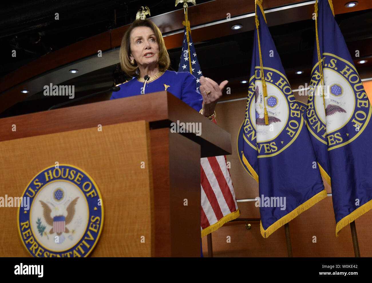 Sprecherin des Repräsentantenhauses Nancy Pelosi von Kalifornien macht Anmerkungen während ihrer wöchentlichen News briefing im US Capitol, Februar 7, 2019, in Washington, DC. Pelosi diskutiert das Zuwanderungsgesetz sowie der Bestätigung, dass Haus Ausschüsse wird sich auf die Untersuchung der Präsident ist Trumpf zurück gehen. Foto von Mike Theiler/UPI Stockfoto