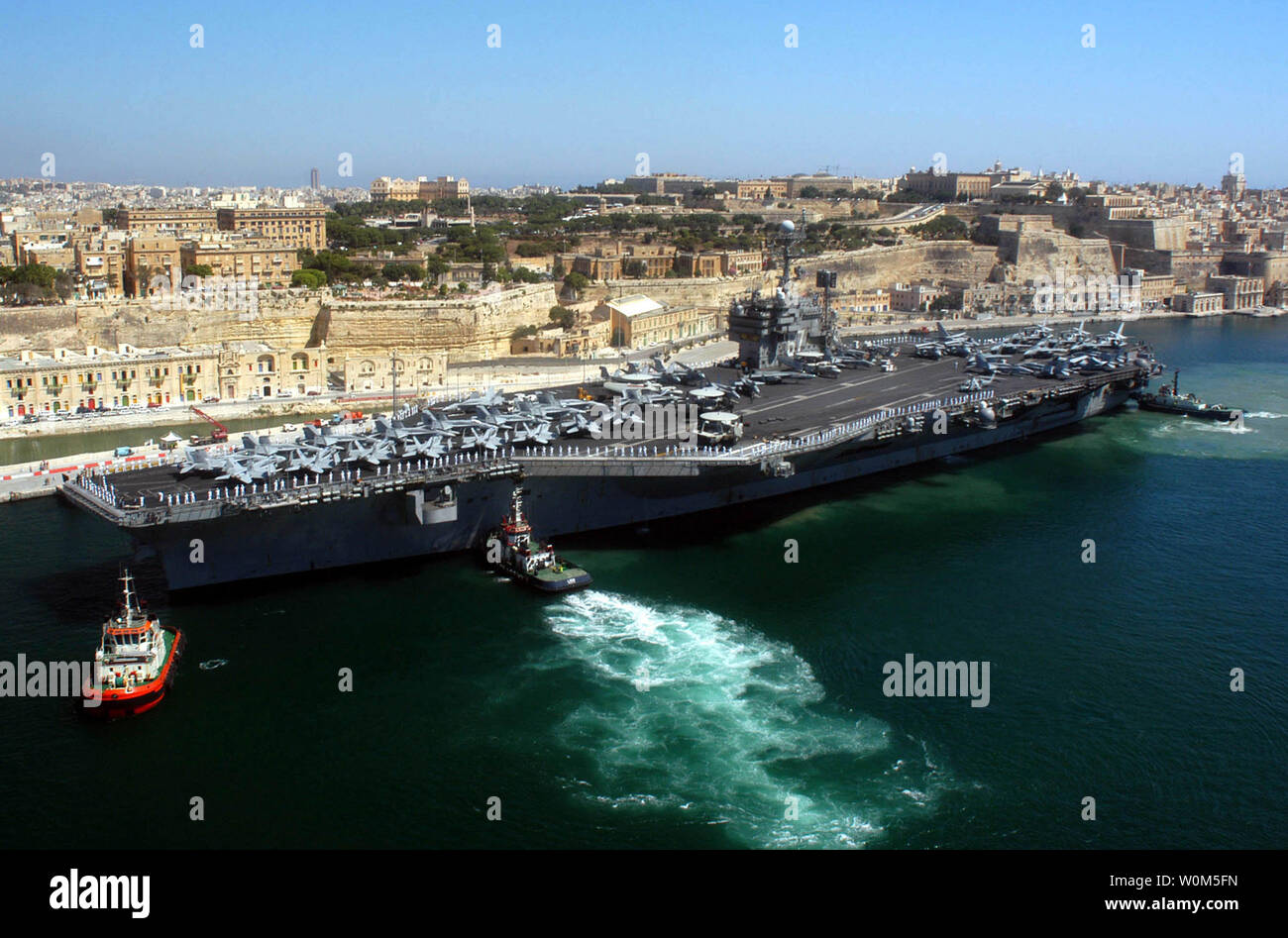 Uss John Kennedy Stockfotos Und Bilder Kaufen Alamy
