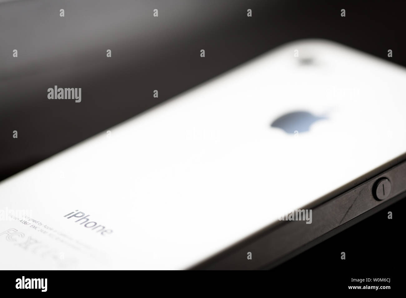 Das iPhone 5s bleibt eine der innovativsten Apple Handy Designs und half Apple auf dem Weg zur wertvollsten Unternehmen der Welt Stockfoto