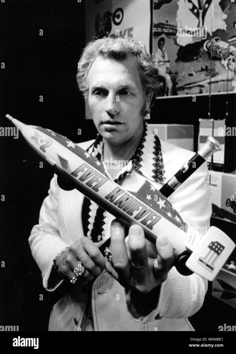 Daredevil Motorradfahrer Evel Knievel, Juni 18, 1974, Foto in Chicago gezeigt, gestorben in Clearwater, Florida am 30. November 2007. Er war 69 Jahre alt und litt an Diabetes und Lungenfibrose. (UPI Foto/Dateien) Stockfoto