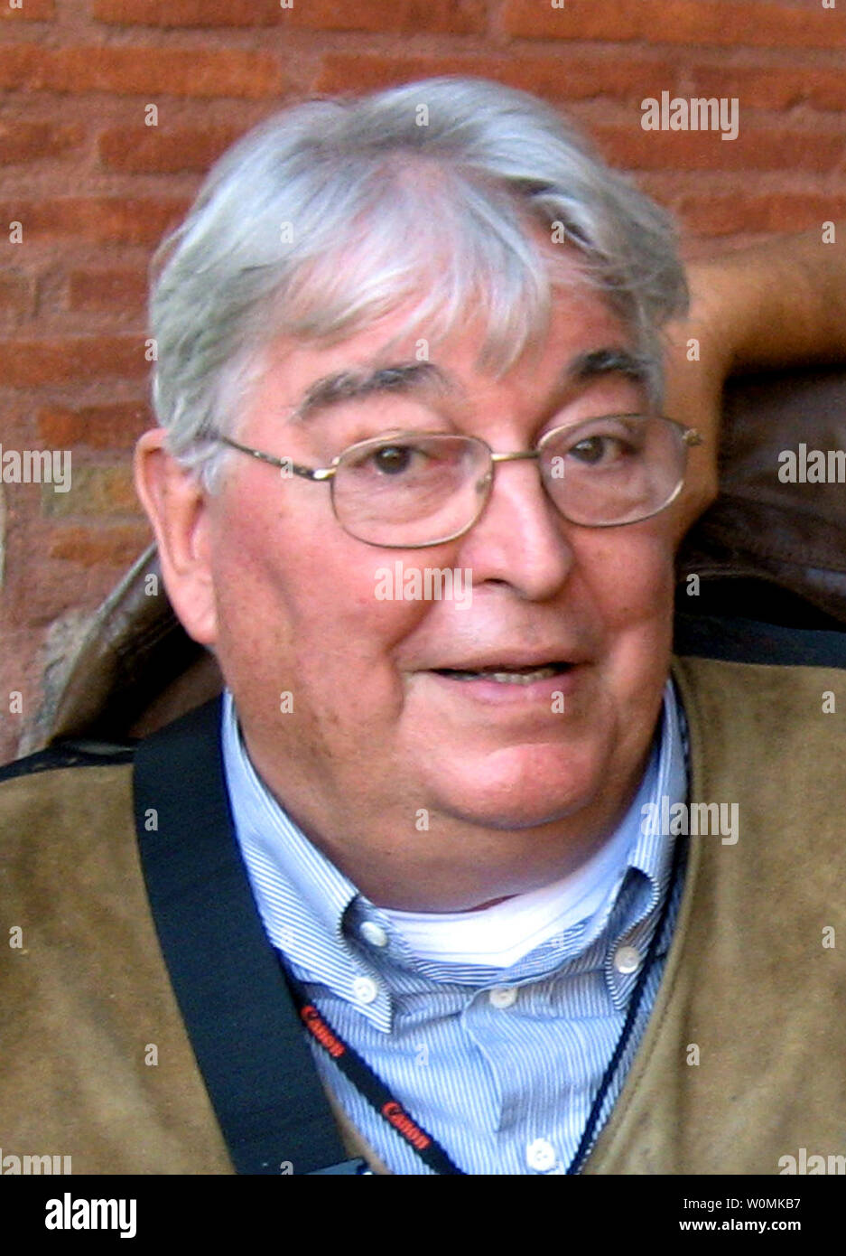 Horst Faas, legendären Verbundene Presse Vietnam Fotograf, starb im Alter von 79, in München, Deutschland, am 9. Mai 2012. Fass war Foto Chef der AP in Saigon Bureau für eine Dekade ab 1962. Faas gewann zwei 'Pulitzers' und von AP als European Senior Photo Editor in London im Jahr 2004 zurückzog. Er ist im Jahr 2007 Datei Foto gezeigt. UPI Stockfoto