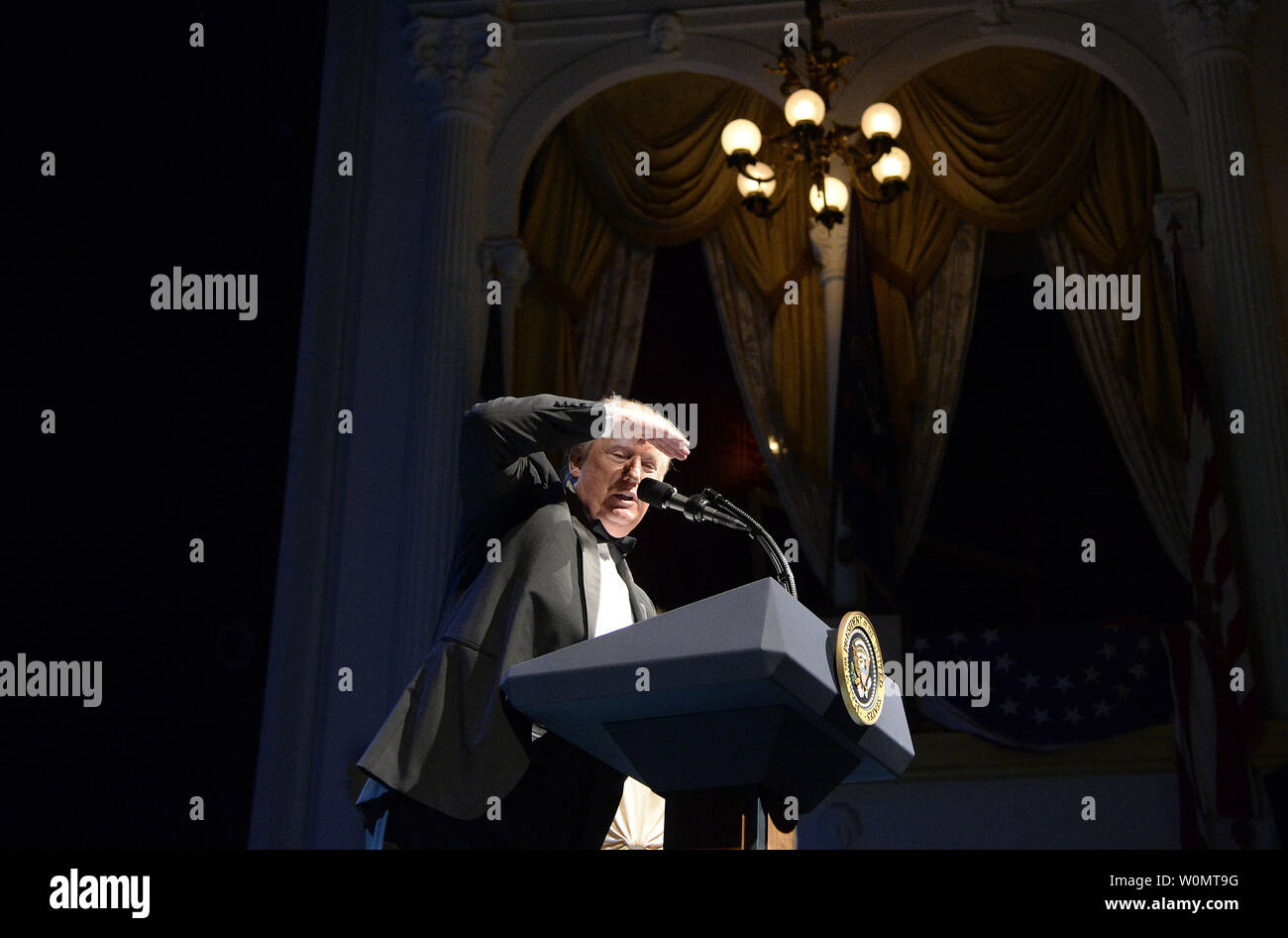 Präsident Donald Trump spricht während der jährlichen Gala im Ford Theater Präsident Abraham Lincoln's Legacy am 4. Juni zu Ehren, 2017 in Washington, DC. Foto von Olivier Douliery/UPI Stockfoto