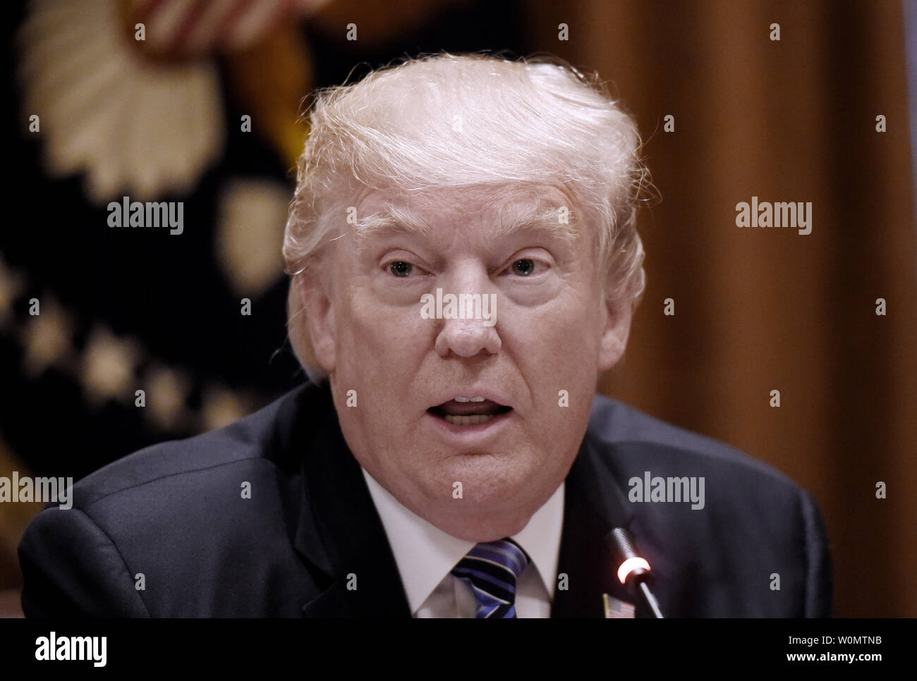 Us-Präsident Donald Trump spricht bei einem Treffen mit Präsident Moon Jae-in der Republik Korea im Schaltschrank des Weißen Hauses in Washington, DC, am 30. Juni 2017. Foto von Olivier Douliery/UPI Stockfoto