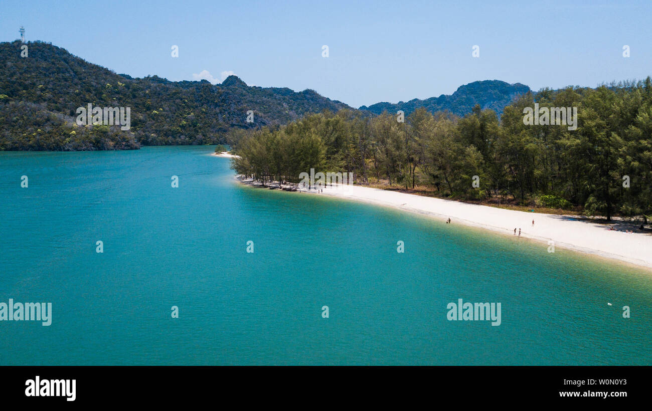 Luftaufnahme von Tanjung Rhu Strand im Sommer, Malaysia, Asien Stockfoto