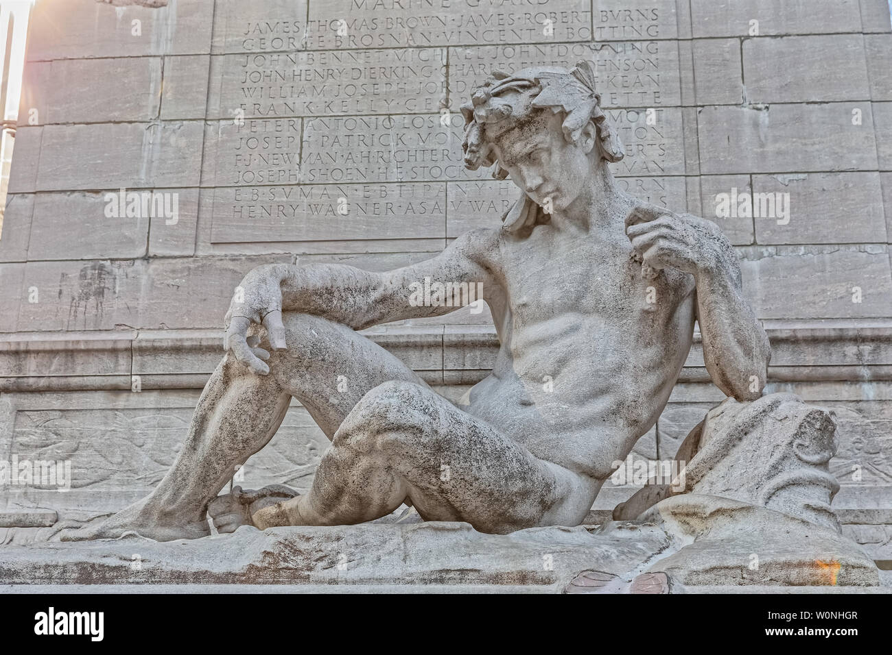 New York USS Maine National Monument Mann Skulptur Stockfoto