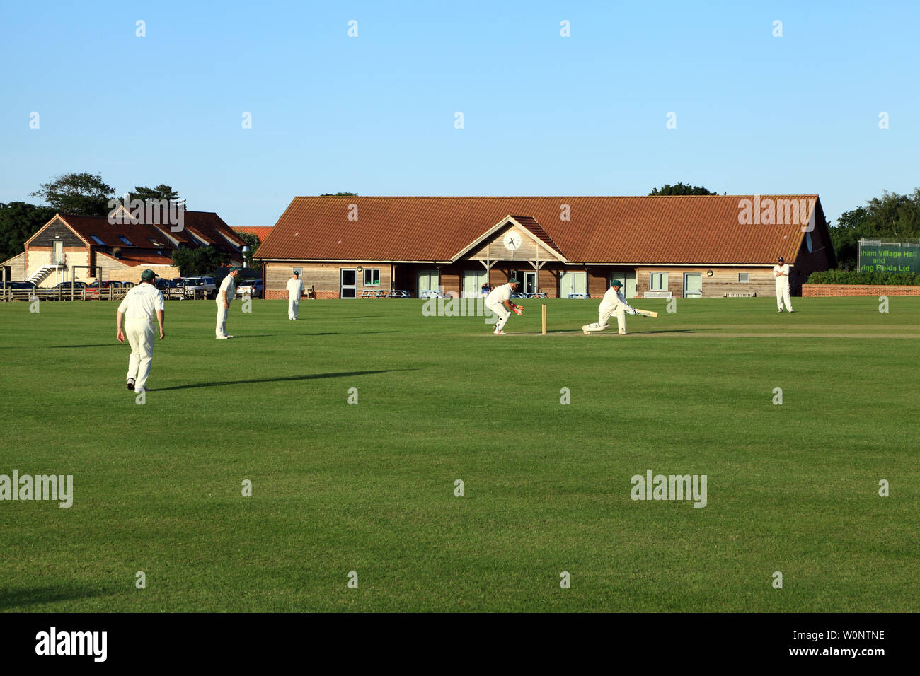 Village Cricket, match, Spiel, Sport, Thornham, Norfolk, Großbritannien Stockfoto