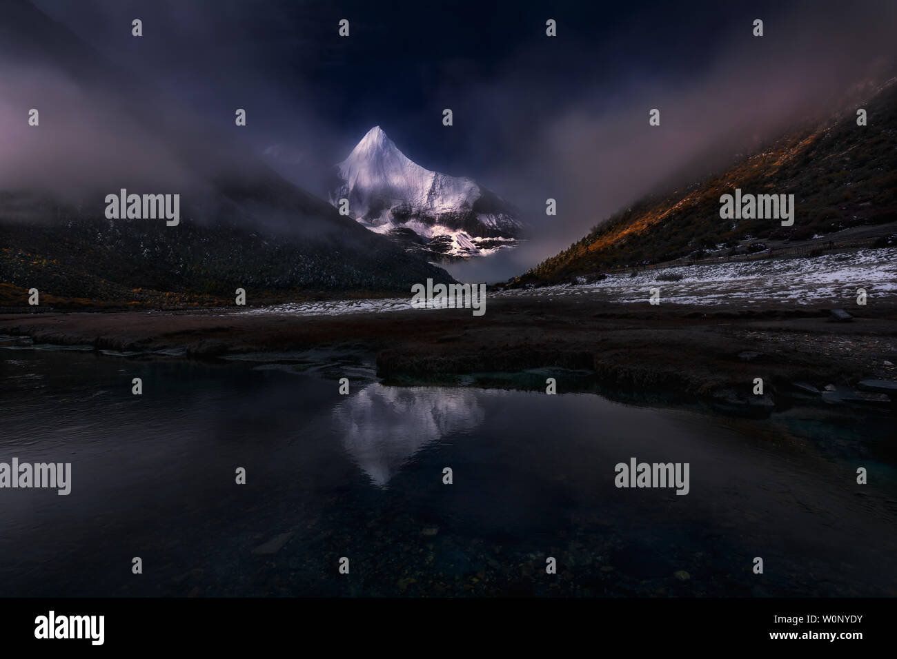 Mai Sichuan Taocheng Aden Yang Yong Shenshan Stockfoto