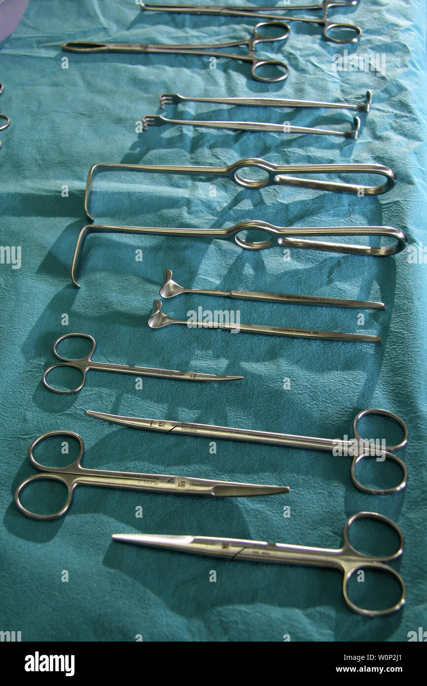 Nahaufnahme der chirurgischen Instrumente Stockfoto