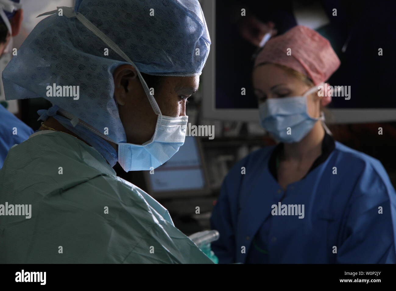 Ärzte und Krankenschwestern Chirurgie Vorformen Stockfoto