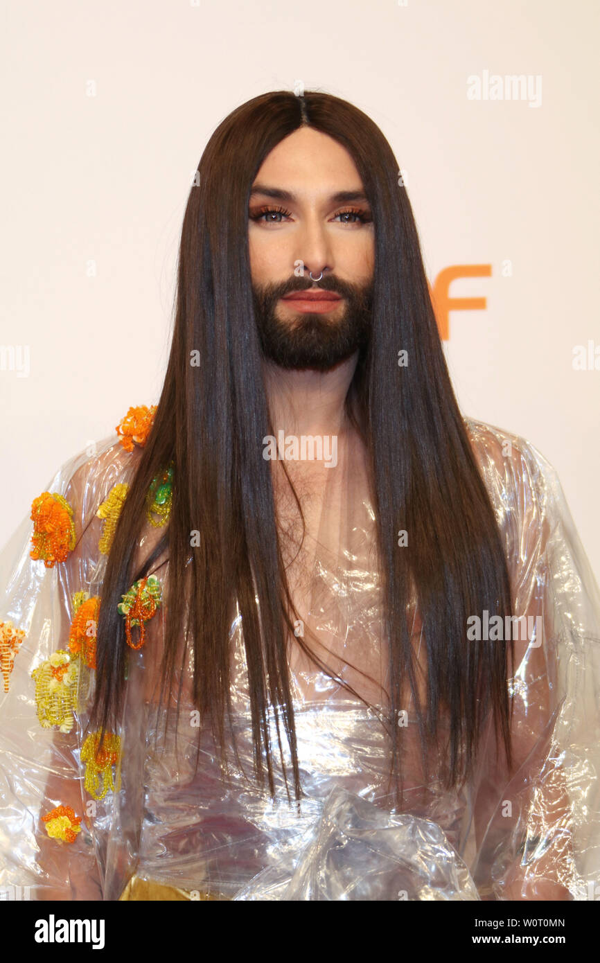 Conchita Wurst, Goldene Kamera 2018, Messehallen Hamburg, 22.02.2018 Stockfoto