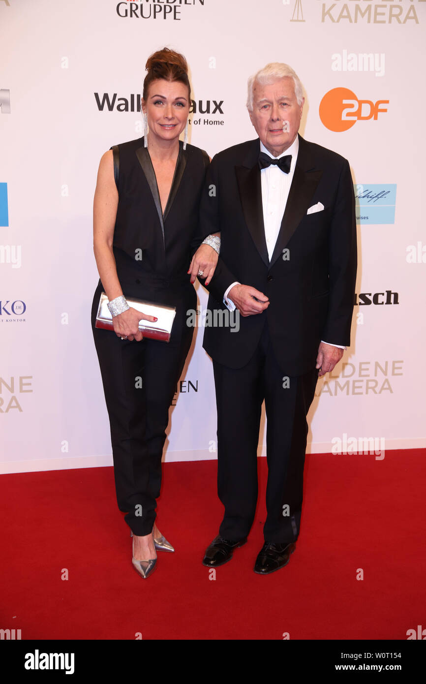 Peter Weck mit Tochter Barbara Weck, Goldene Kamera 2018, Messehallen ...