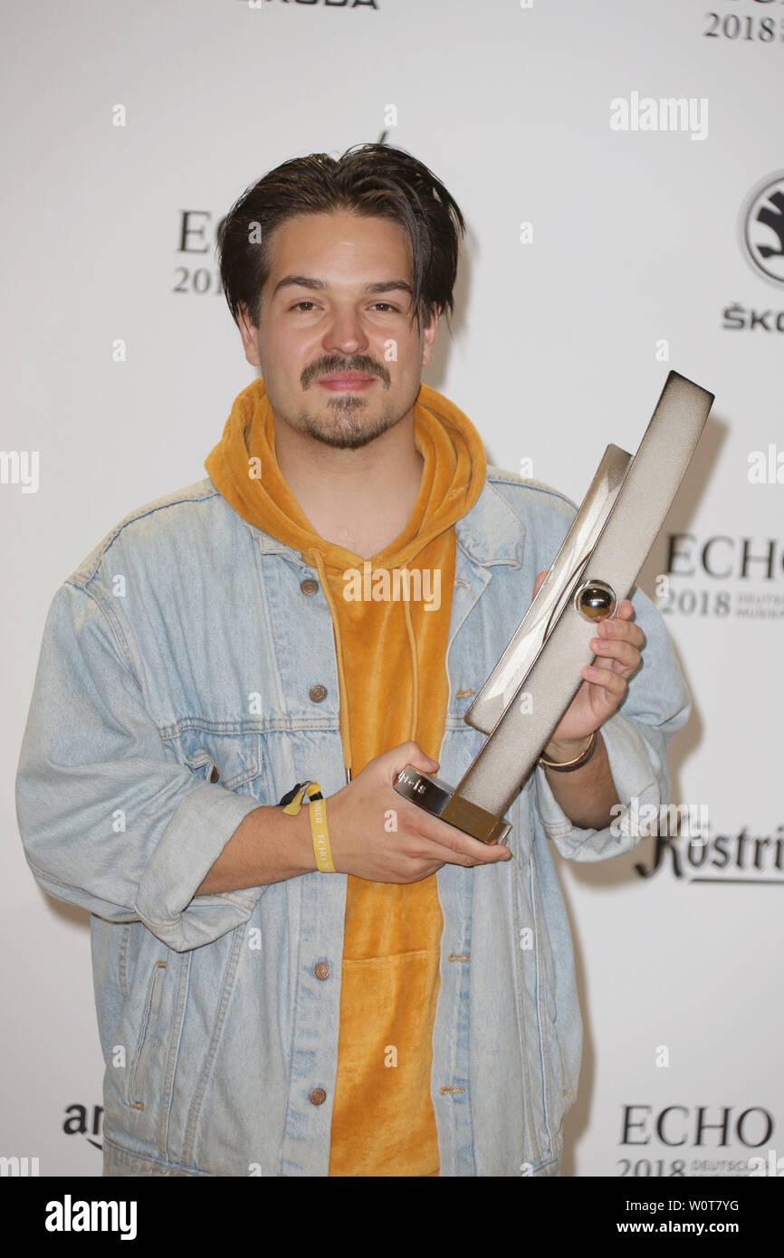Milky Chance (Gewinner Band Pop National), ECHO-Verleihung 2018, Messe Berlin, 12.04.2018 Stockfoto