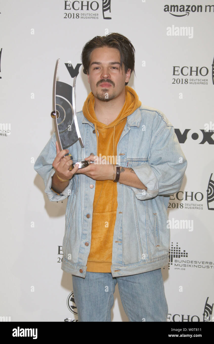 Milky Chance (Gewinner Band Pop National), ECHO-Verleihung 2018, Messe Berlin, 12.04.2018 Stockfoto
