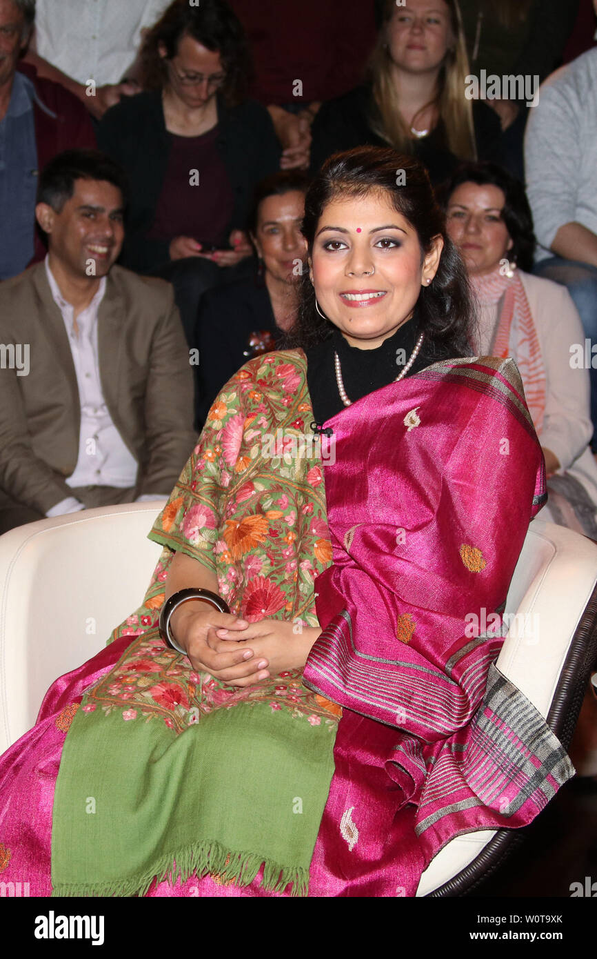 Divya Kalia (Unternehmerin), Lanz, Sendung 1, 02.05.2018 Stockfoto
