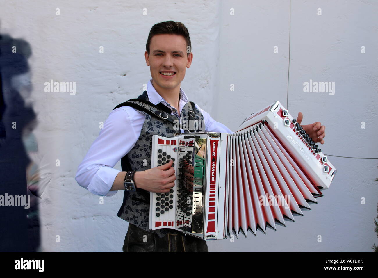 Simon Wild in der ARD-Sendung "Immer wieder Sonntags". Stockfoto