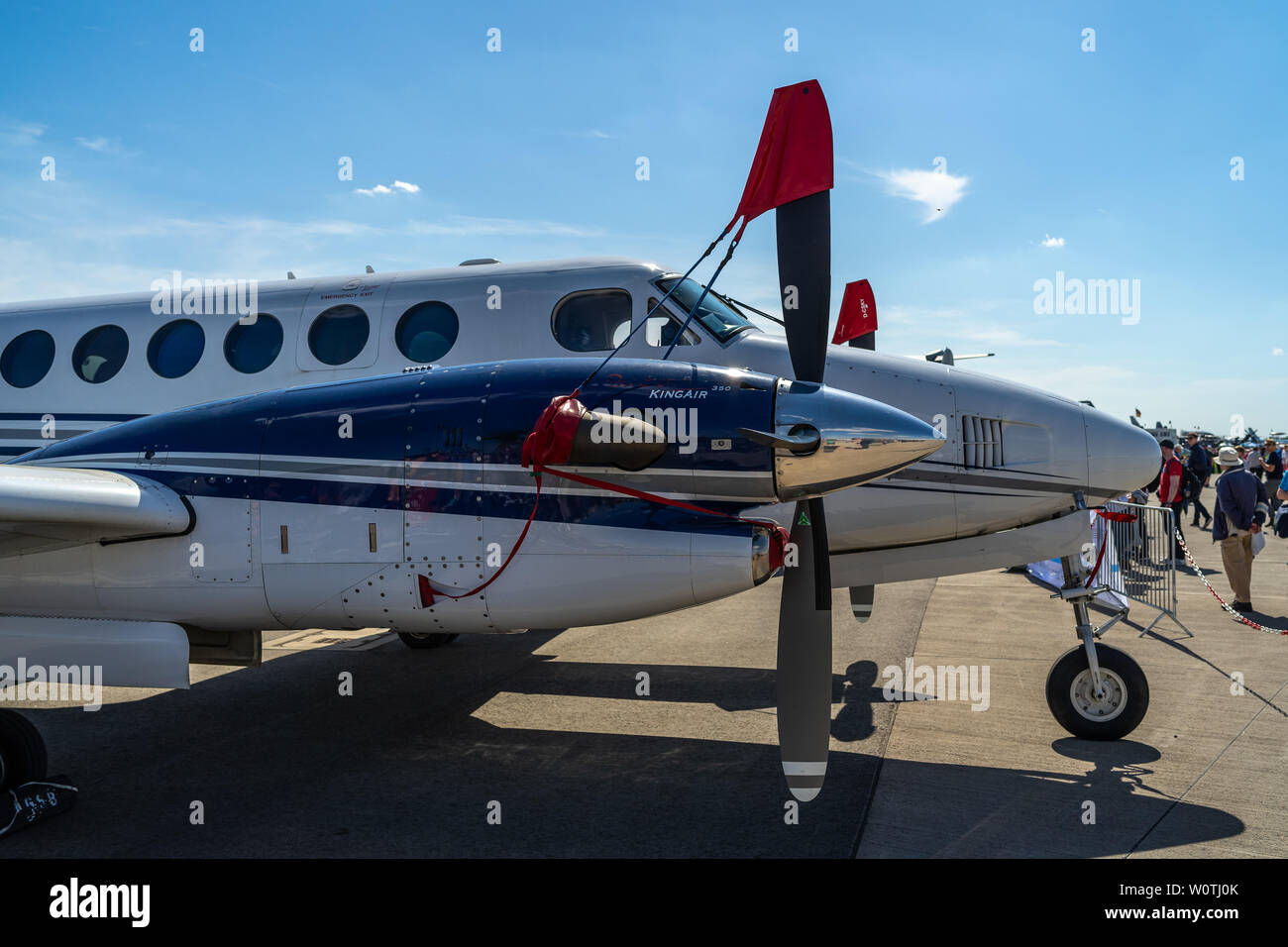 BERLIN, 28. APRIL 2018: Zivile Luftfahrt Flugzeuge Beechcraft King Air 350. Ausstellung die ILA Berlin Air Show 2018. Stockfoto