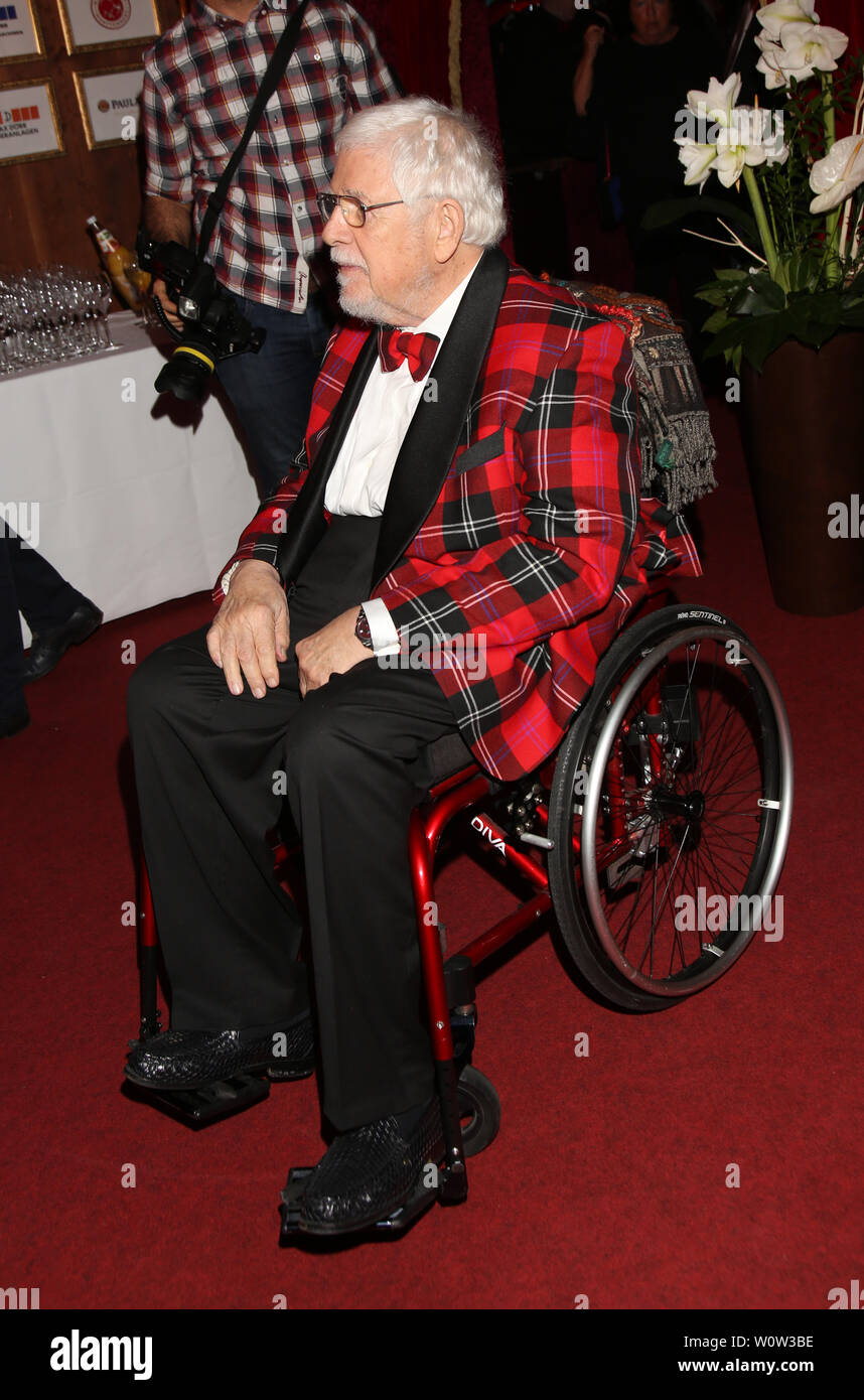 Bill Ramsey, Hamburg Premiere von Palazzo Dinnershow König und Königinnen im PALAZZO-Spiegelpalast Hamburg Stockfoto