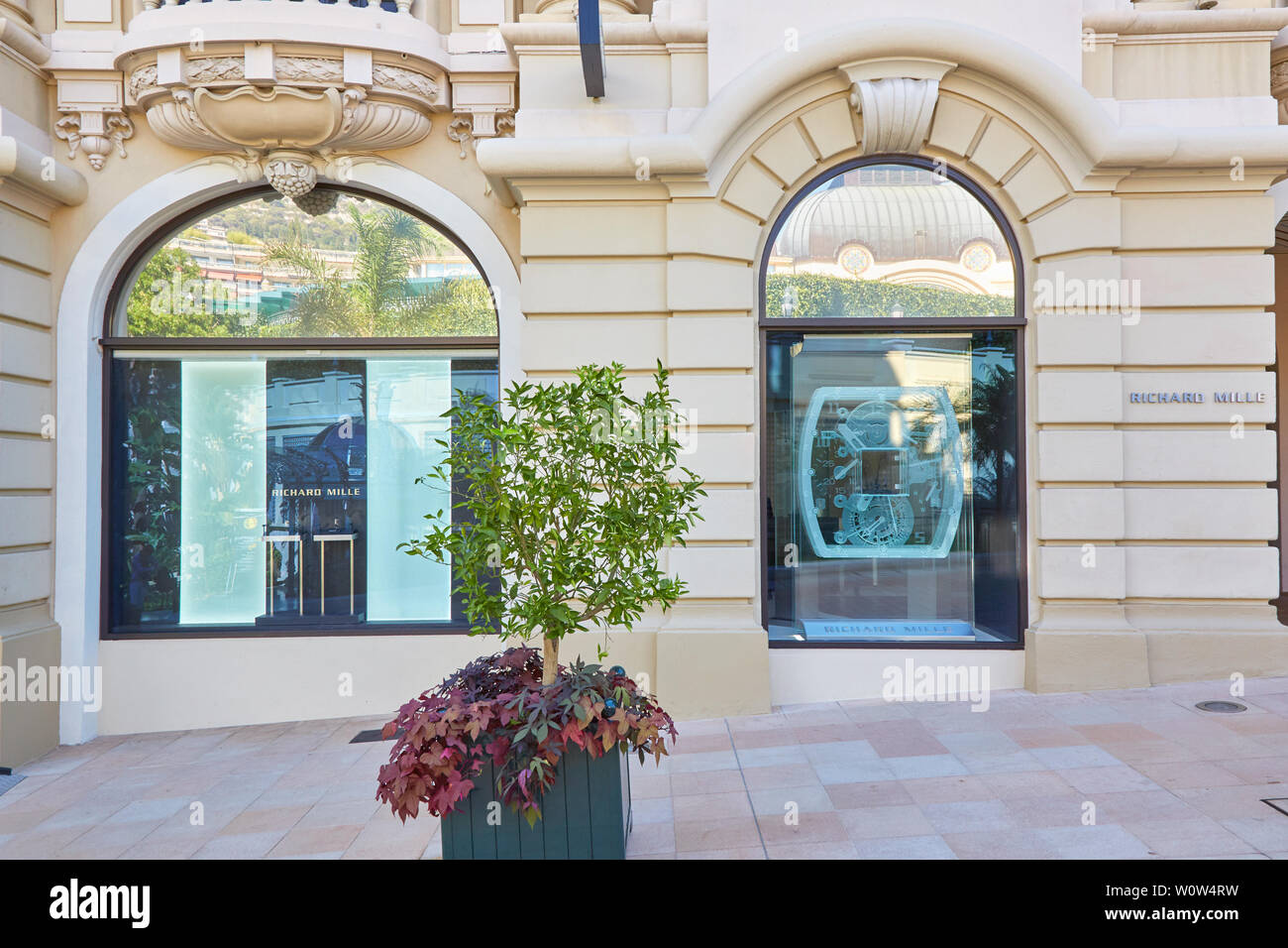 MONTE CARLO, MONACO - 21. AUGUST 2016: Richard Mille Luxusuhr Store Fenster in Monte Carlo, Monaco. Stockfoto