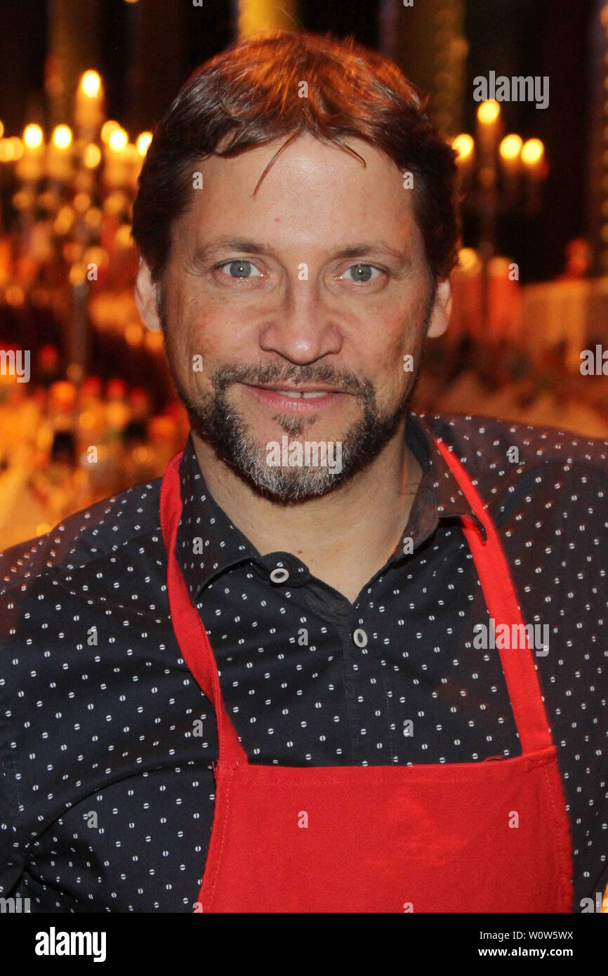 Patrick Bach, Mehr als eine warme Mahlzeit, Fischauktionshalle Hamburg, 04.12.2018 Stockfoto