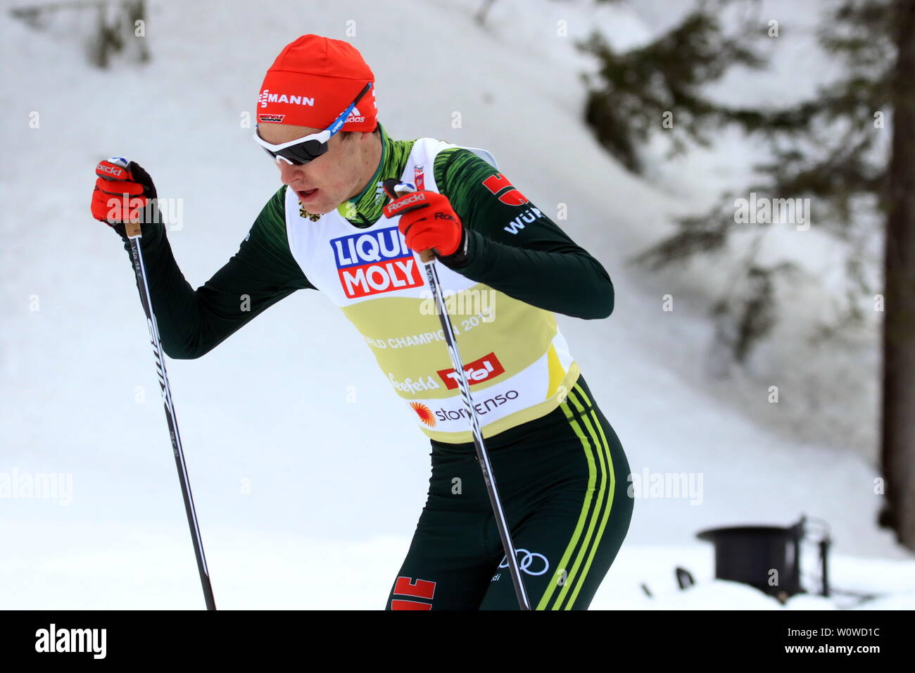 Vinzenz Geiger (SC Oberstdorf) bei der Team Nordische Kombination, FIS Nordische Ski-WM 2019 in Seefeld Stockfoto