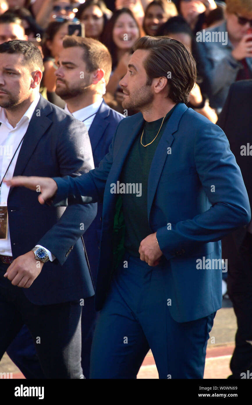 Los Angeles, USA. 26 Juni, 2019. Jake Gyllenhaal bei der Weltpremiere des Films 'Spider-Man: Weit weg von zu Hause' an der TCL Chinese Theater. Los Angeles, 26.06.2019 | Verwendung der weltweiten Kredit: dpa/Alamy leben Nachrichten Stockfoto