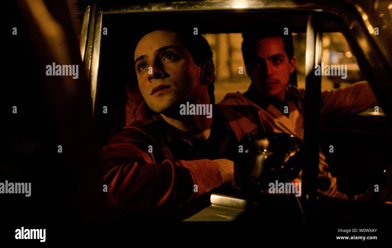 Rojo ist ein 2018 Film unter der Regie von Benjamin Naishtat. Dieses Foto ist nur für den redaktionellen Gebrauch bestimmt und unterliegen dem Copyright der Film Company und/oder der bezeichneten Fotograf durch den Film oder die Produktion Firma zugewiesen. Stockfoto