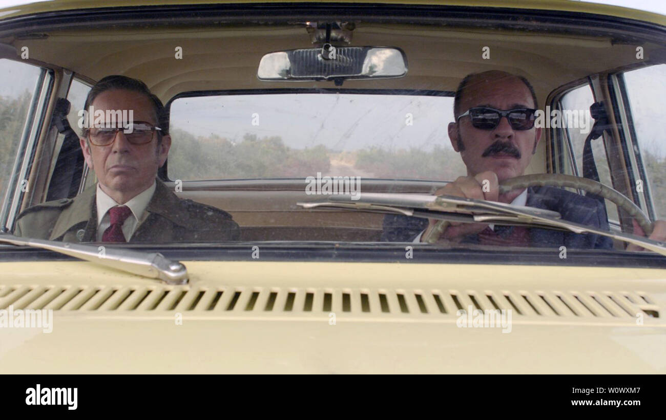 Rojo ist ein 2018 Film unter der Regie von Benjamin Naishtat. Dieses Foto ist nur für den redaktionellen Gebrauch bestimmt und unterliegen dem Copyright der Film Company und/oder der bezeichneten Fotograf durch den Film oder die Produktion Firma zugewiesen. Stockfoto