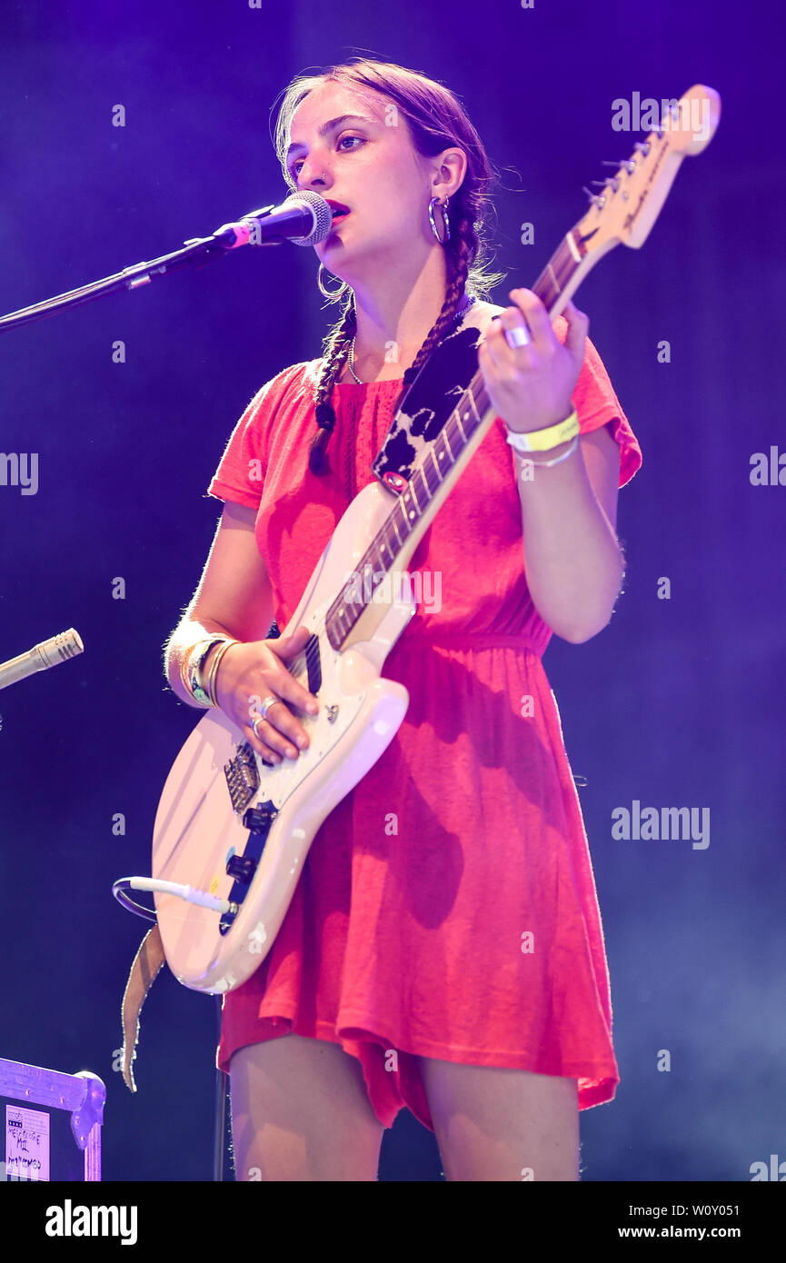 Glastonbury, Pilton, Somerset, UK. 28. Juni 2019. Alle weiblichen band Ziege Mädchen auf der John Peel Stage in Glastonbury Festival am 28. Juni 2019 durchzuführen. Bild von Tabatha Feuerwehrmann/weiblichen Perspektive Credit: Weibliche Perspektive/Alamy leben Nachrichten Stockfoto