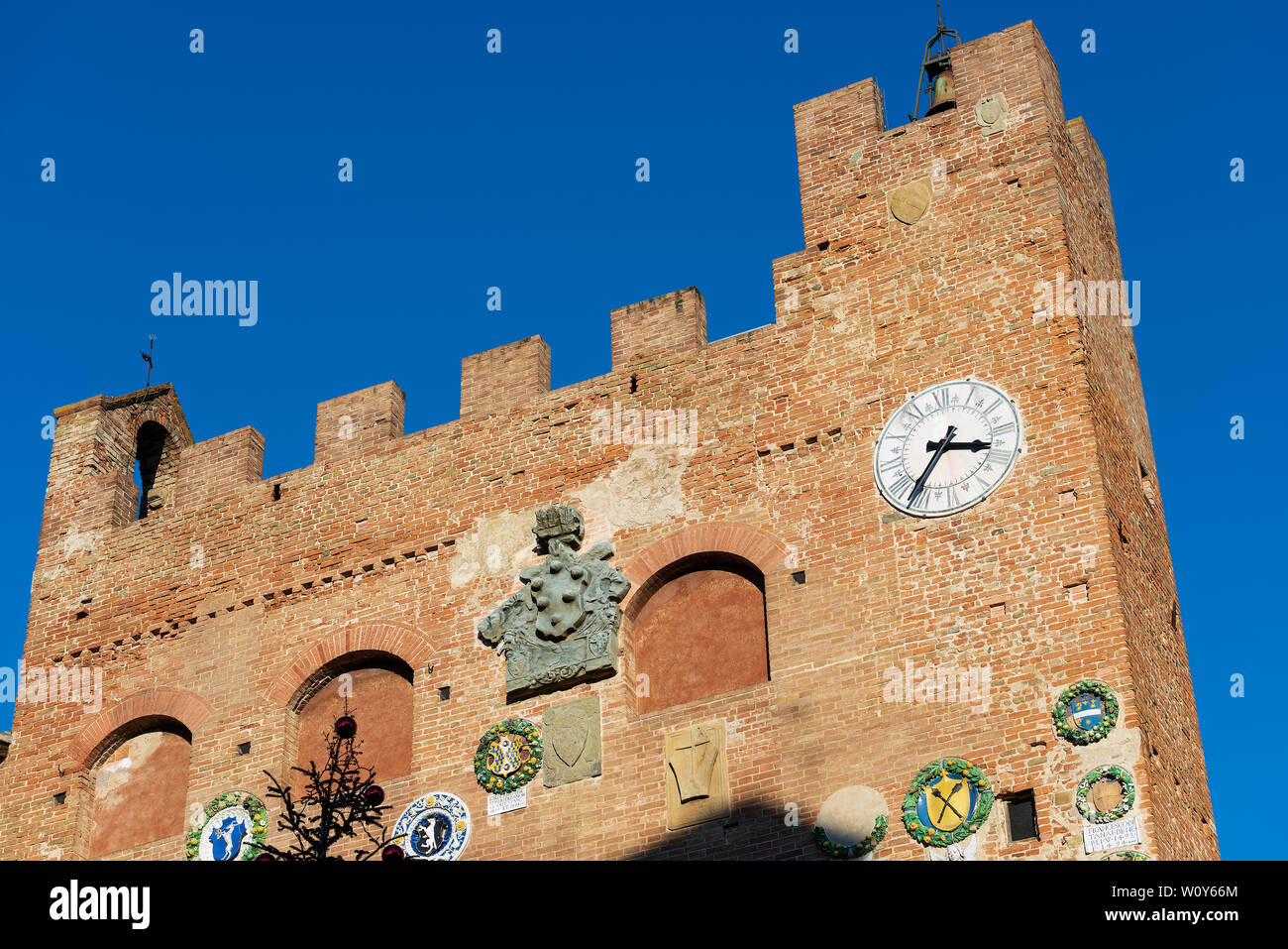 Detail der Praetorian Palace (Palazzo Pretorio) in der antiken und mittelalterlichen Stadt Certaldo Alto. Provinz Florenz, Toskana, Italien, Europa Stockfoto