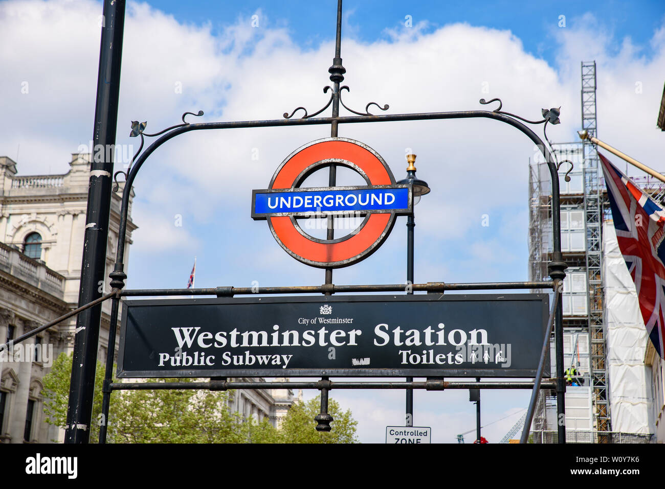 Die U-Bahnstation Westminster in London, Vereinigtes Königreich Stockfoto