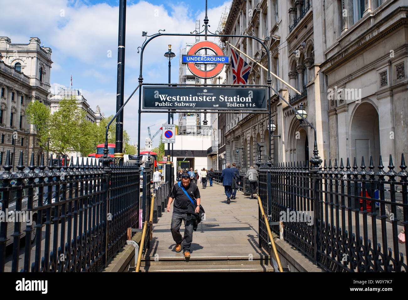 Die U-Bahnstation Westminster in London, Vereinigtes Königreich Stockfoto