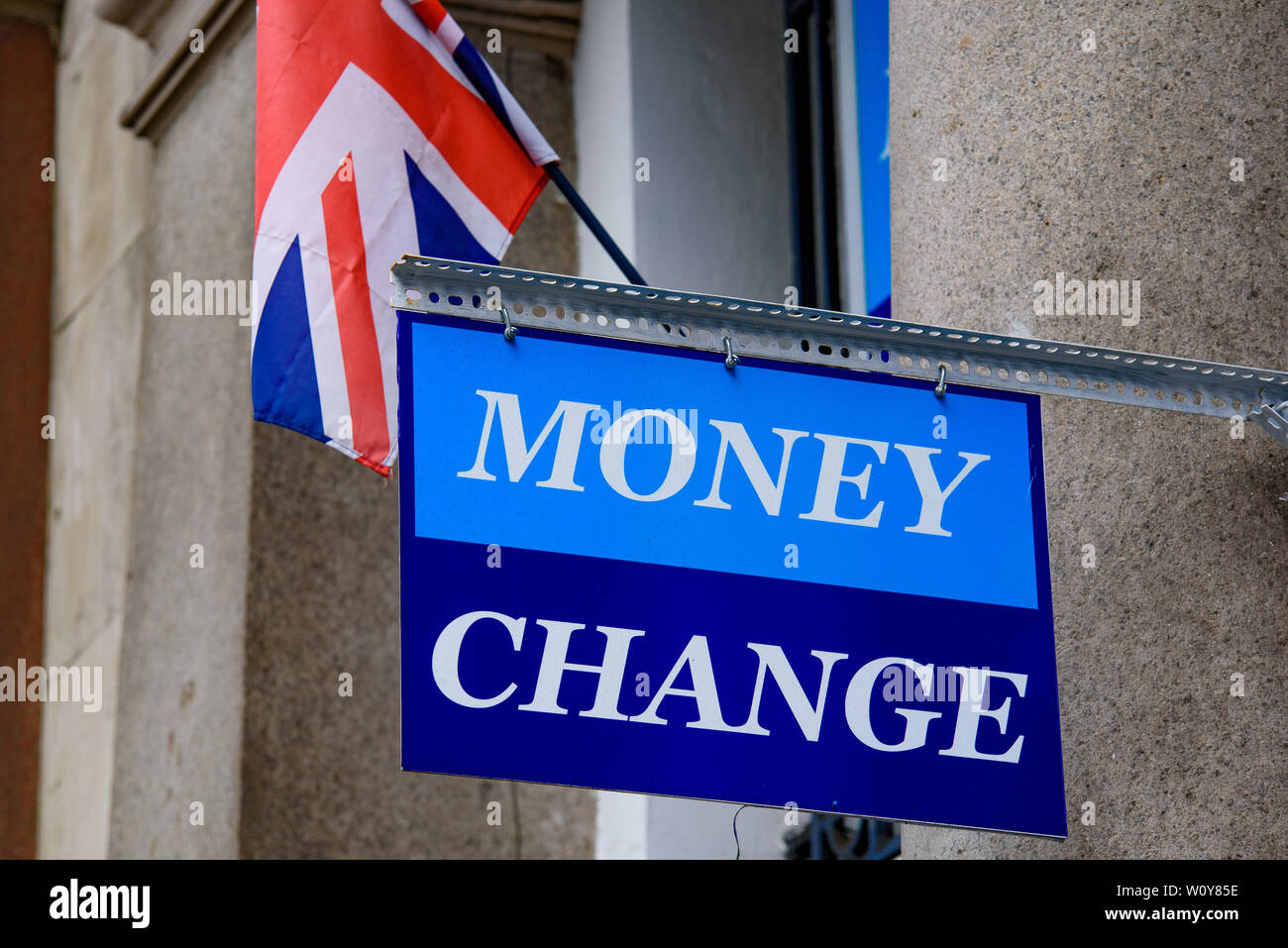 Zeichen für Geld wechseln in London, Vereinigtes Königreich Stockfoto
