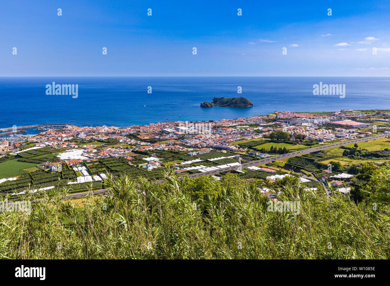 Blick aus den Bergen von Vila Franca do Campo, Sao Miguel, Azoren Archipel, Portugal Stockfoto