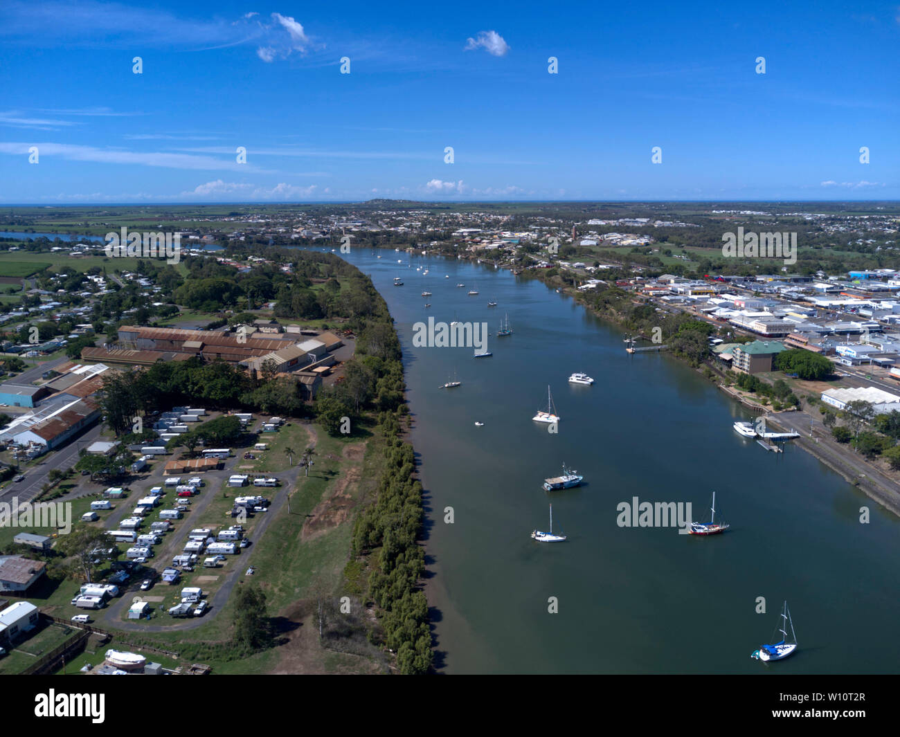 Riverdale Caravan Park an den Ufern des Burnett River, wie es durch Bundaberg Queensland Australien geht Stockfoto