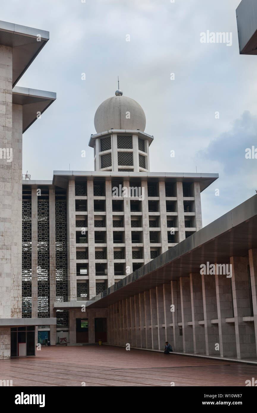 Istiqlal mosque in Jakarta, Indonesien, dem größten in Südostasien. Stockfoto