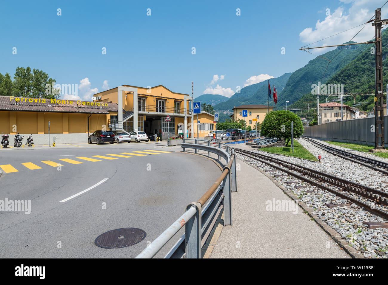 Monte Generoso Bahnhof (Ferrovia), Capolago, in der Schweiz. Ausgangspunkt der mit der Zahnradbahn von Capolago am Luganersee bis zum Monte Generoso Stockfoto