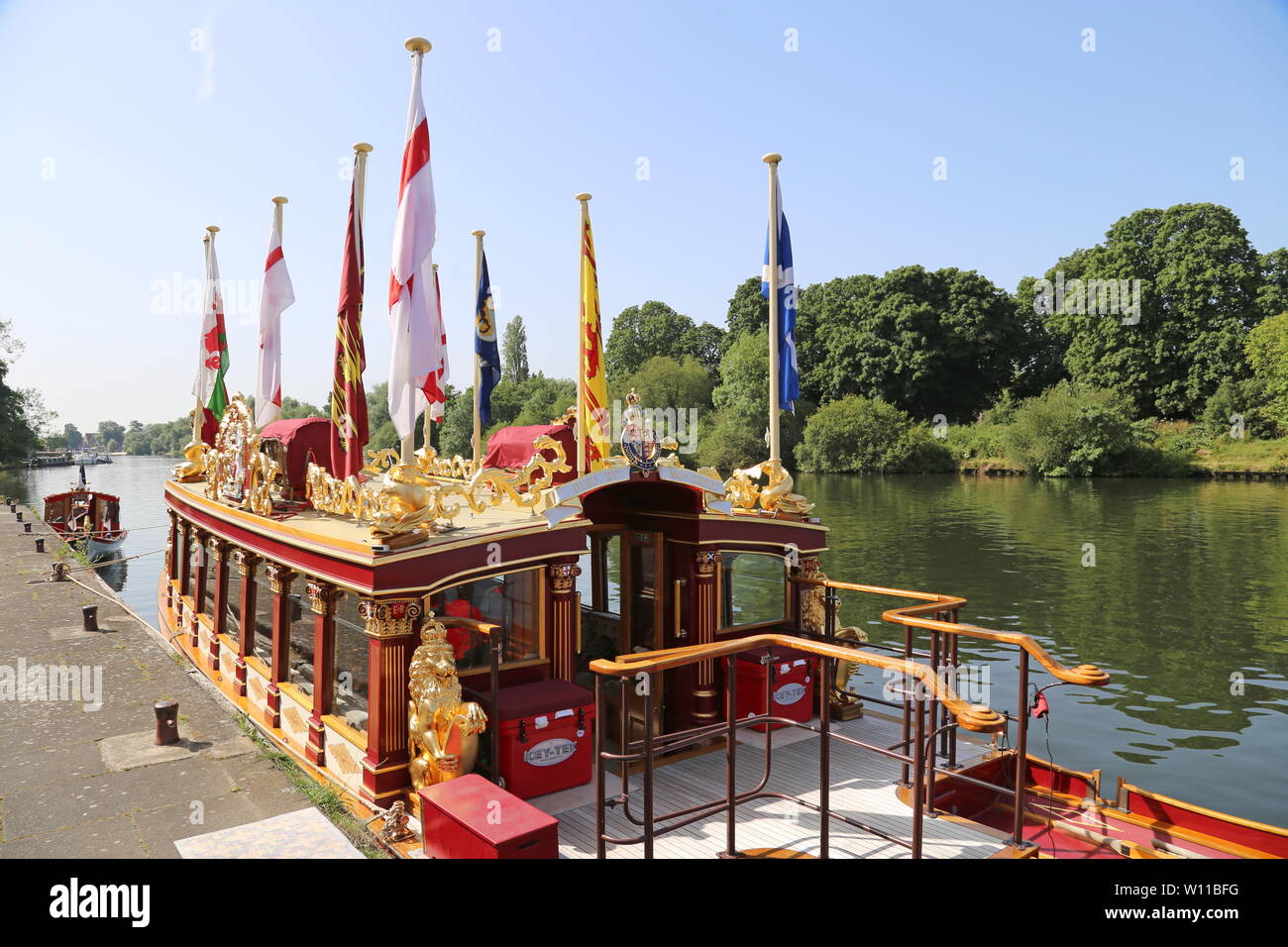 Queen's Royal Barge Gloriana, Tudor ziehen, 29. Juni 2019. Hampton Court Palace, East Molesey, Surrey, England, Großbritannien, Vereinigtes Königreich, Deutschland, Euro Stockfoto