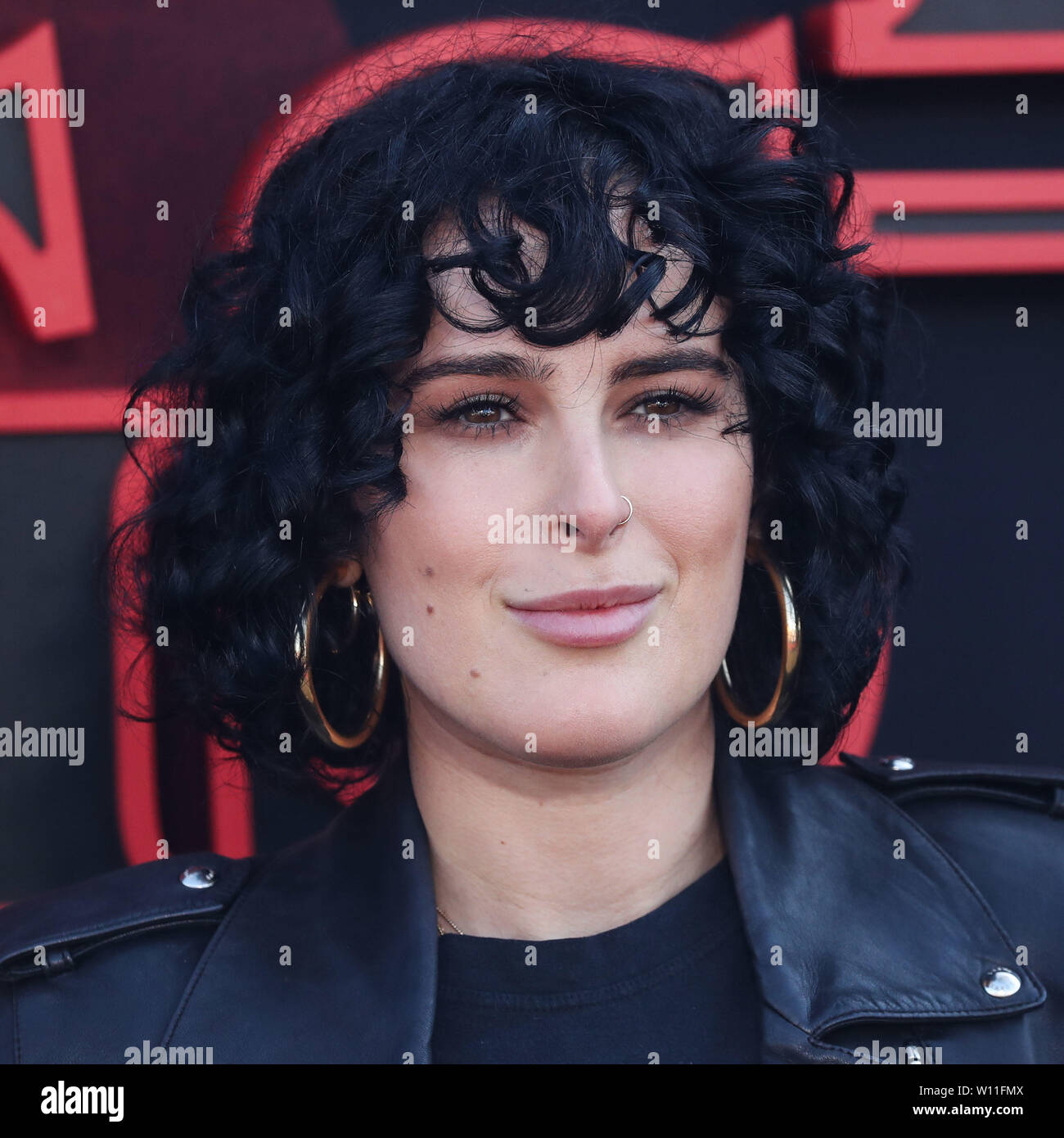 SANTA MONICA, LOS ANGELES, Kalifornien, USA - 28. Juni: Schauspielerin Rumer Willis kommt an der Weltpremiere des Netflix tranger Dinge" Staffel 3 in Santa Monica High School hielt am 28. Juni 2019 in Santa Monica, Los Angeles, Kalifornien, Vereinigte Staaten. (Foto von Xavier Collin/Image Press Agency) Stockfoto