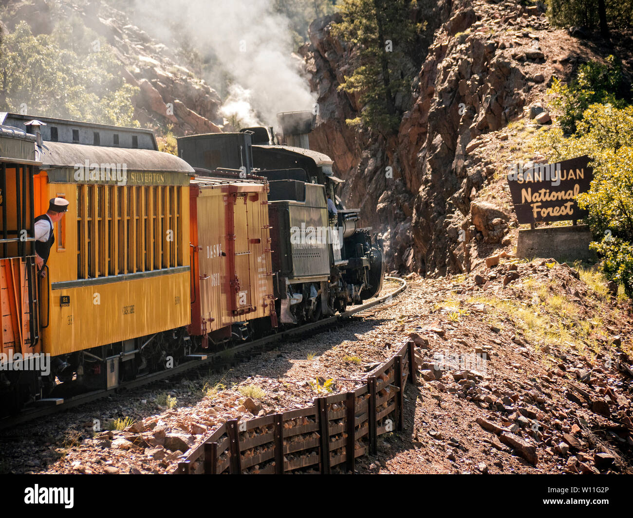 Durango & Silverton Railroad Bahn macht den Weg zu Silverton Stockfoto