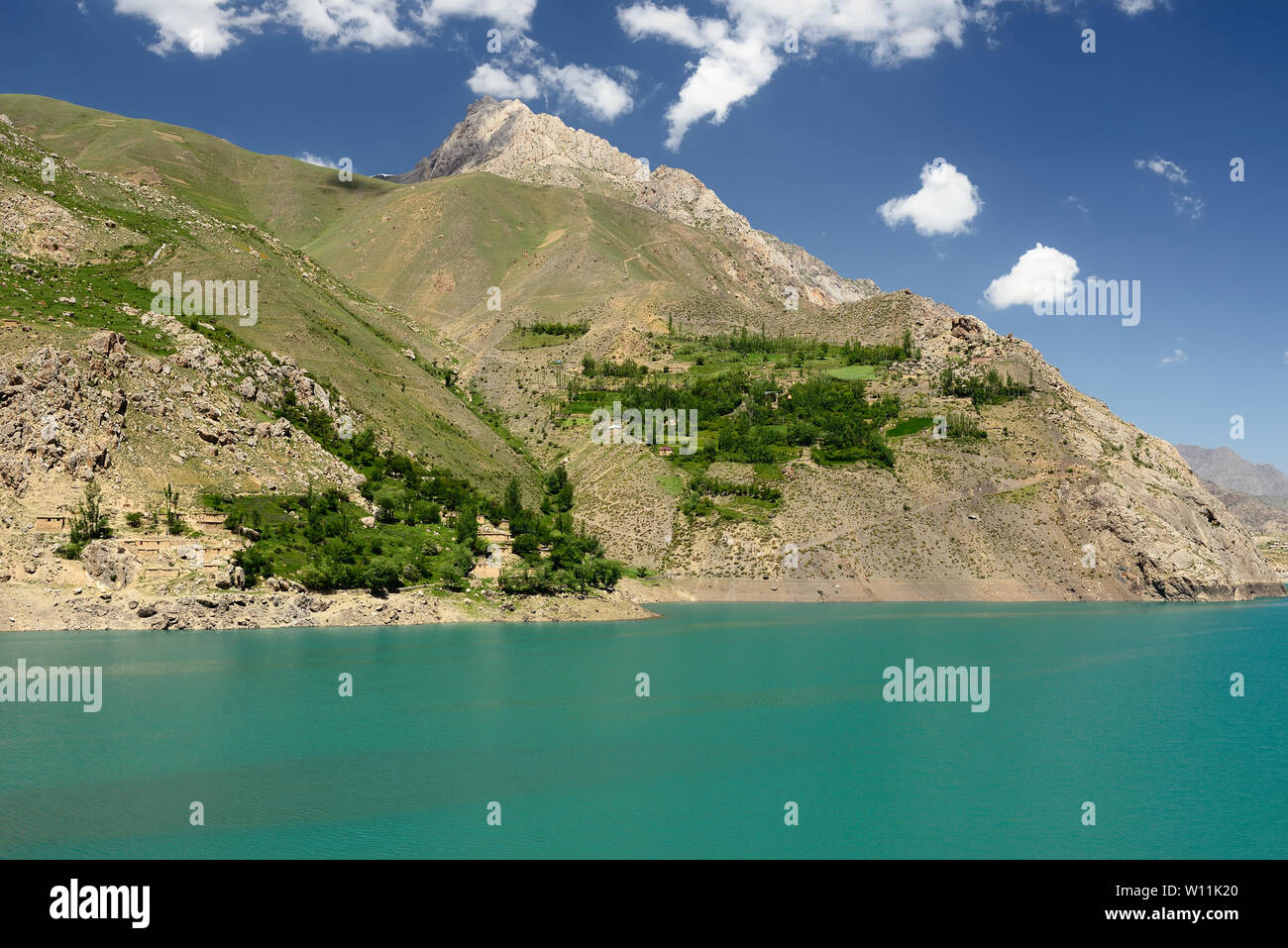 Die schöne sieben See trekking Ziel. Blick auf den See Nummer sechs der Fan Gebirge in Tadschikistan, Zentralasien. Stockfoto