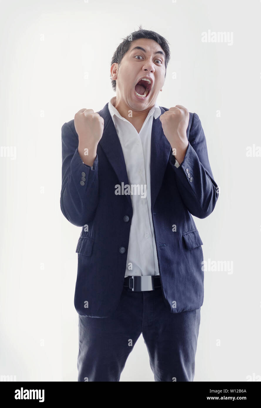 Smart asiatische Geschäftsmann in Blue Tone Business einheitlich auf weißem Hintergrund isoliert Stockfoto