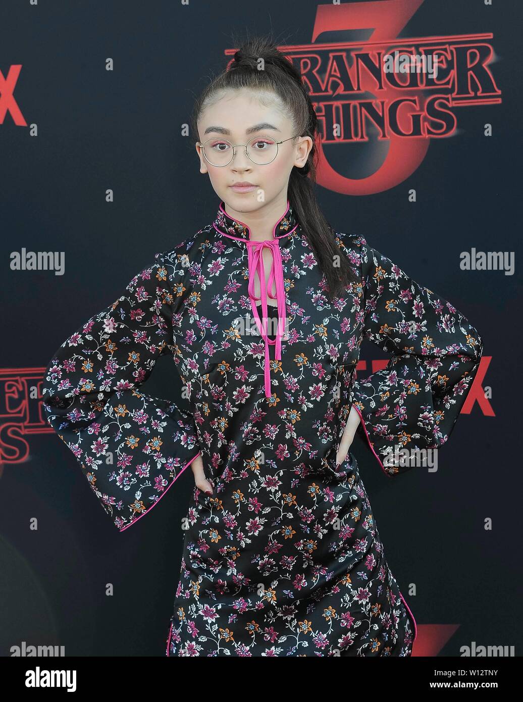 Anna Cathcart besucht die von tranger Dinge' Saison 3 Weltpremiere in Santa Monica High School Barnum Halle in Santa Monica, Kalifornien, USA, am 29. Juni 2019. | Verwendung weltweit Stockfoto