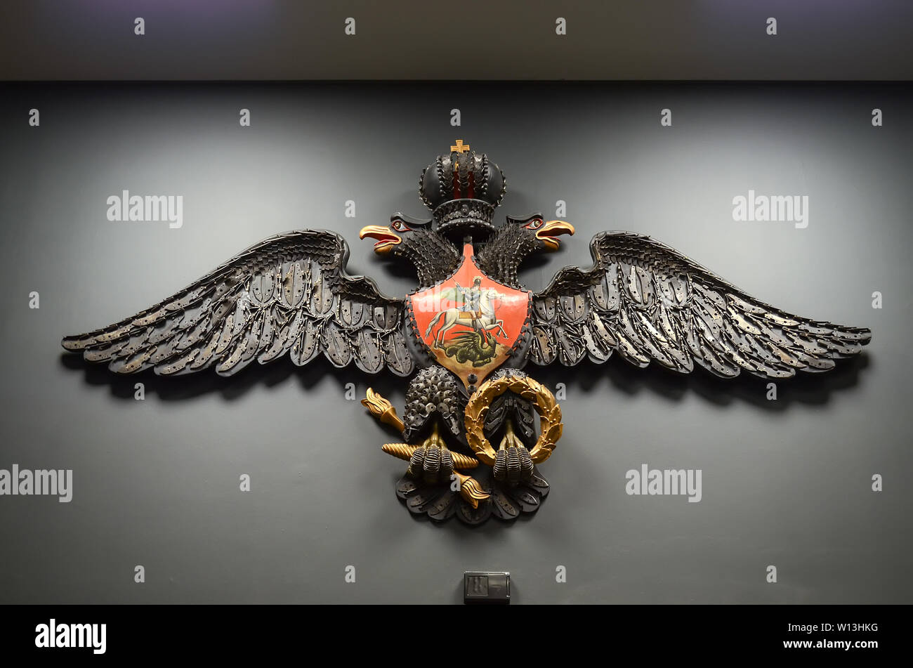 Doppeladler als Symbol der Staatsmacht. Stockfoto
