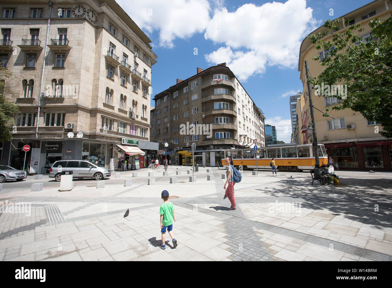 SOFIA, Bulgarien - 30. Juni 2019: Renoviert die laveikov' Square in der Innenstadt von Sofia, Bulgarien Stockfoto