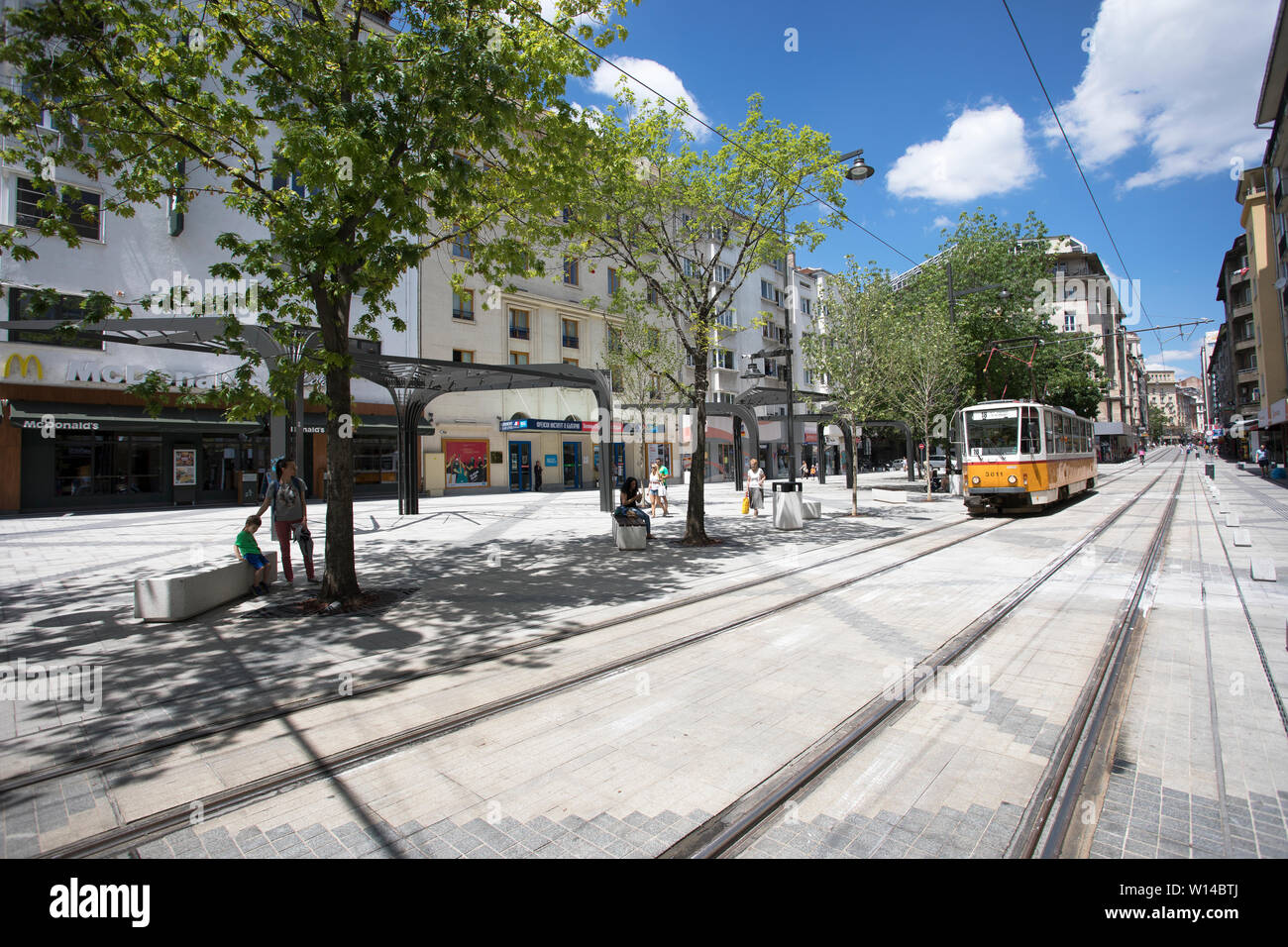 SOFIA, Bulgarien - 30. Juni 2019: Renoviert die laveikov' Square in der Innenstadt von Sofia, Bulgarien Stockfoto