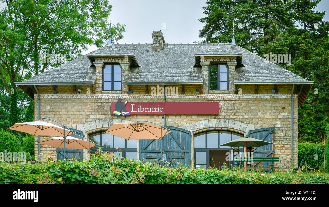 Alte Bibliothek Haus in der französischen Bretagne Stockfoto