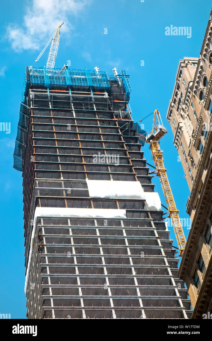 Bau von Wolkenkratzern Stockfoto