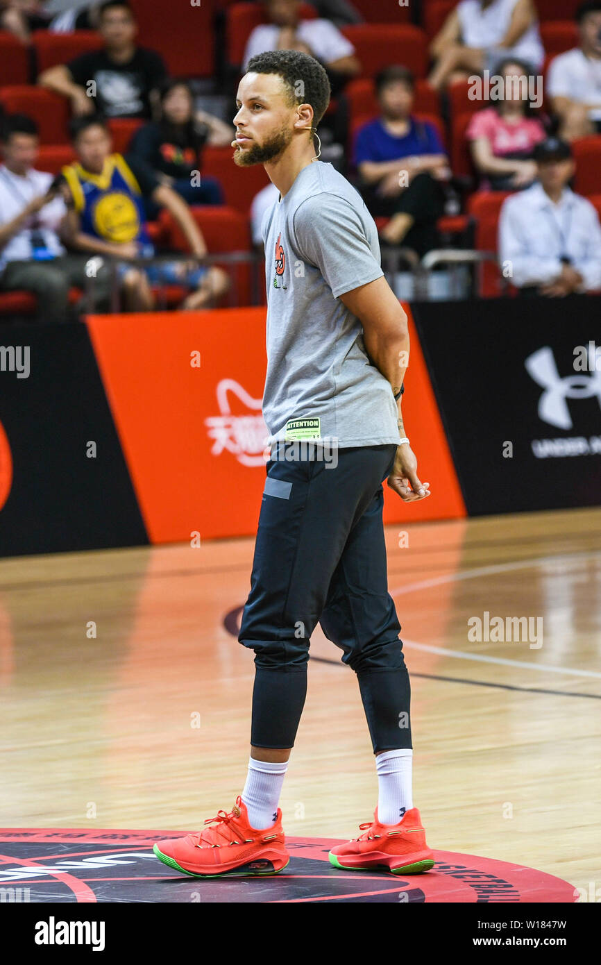 Stephen Curry Basketball Stockfotos Und Bilder Kaufen Seite 2 Alamy