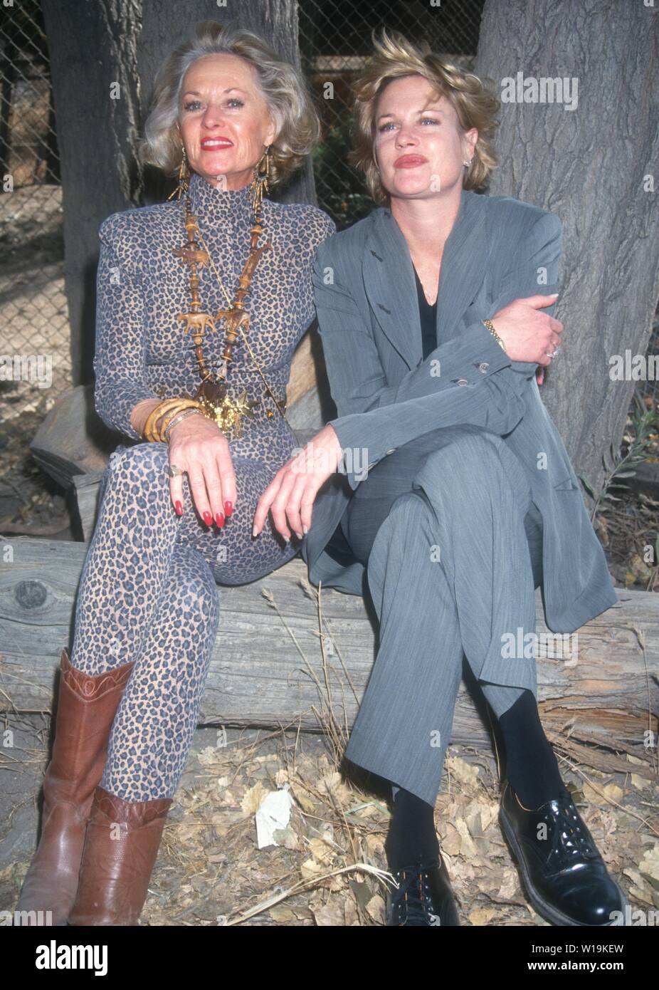 Tippi Hedren und Tochter Melanie Griffith 1994 Foto von Michael Ferguson/PHOTOlink.net Stockfoto
