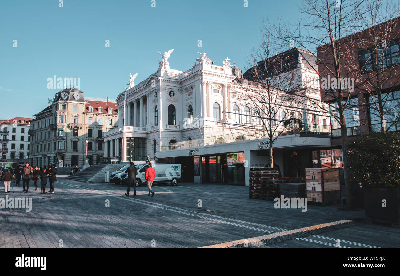 Opernhaus zurich -Fotos und -Bildmaterial in hoher Auflösung – Alamy